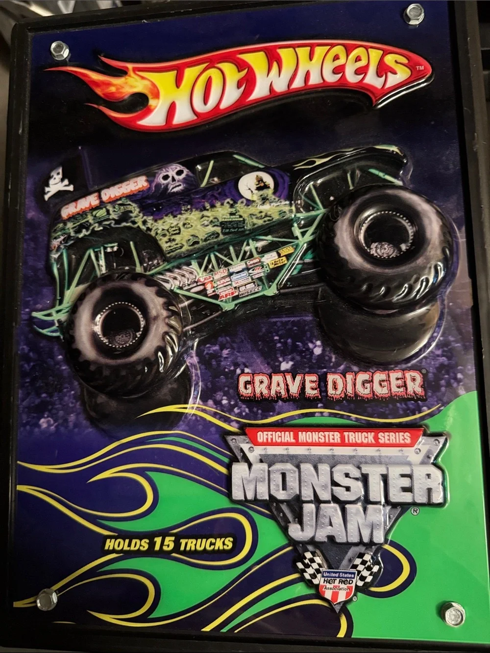 Monster jam truck storage case for toys